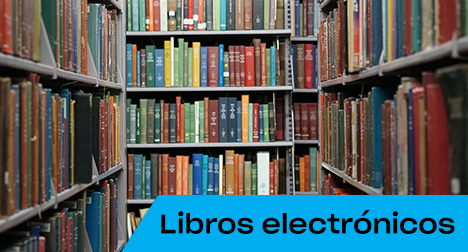 foto de un librero en la biblioteca