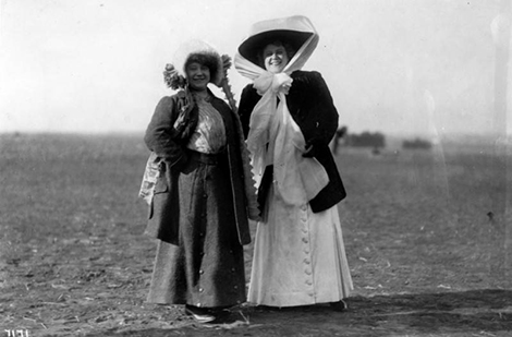 Mme. Paulhan and Mrs. Ferris