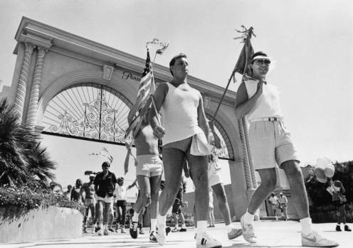 Those embarking on walk to raise funds for AIDS research and treatment leave Paramount Studios