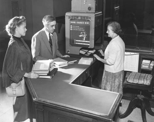 Photolending at Central Library 1950