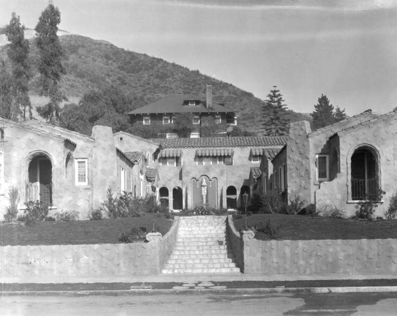 Street view of a Spanish style bungalow court