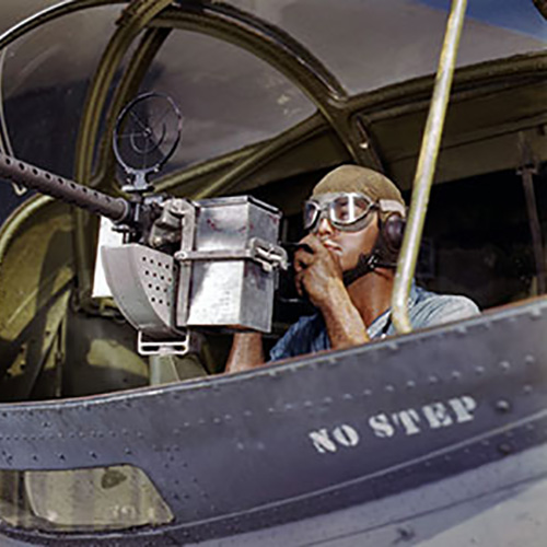 Photo African American soldier in plane