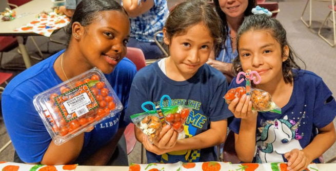 Volunteers during summer lunch program