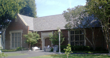 Exterior view of the Memorial branch