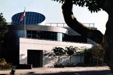 photo of library building exterior