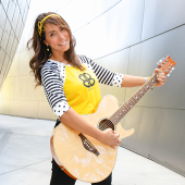 Performer Isabel Brazón from Baila Baila