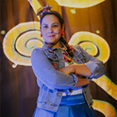 Author Silvia Valencia