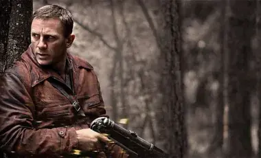 Actor Daniel Craig in a movie still of Defiance