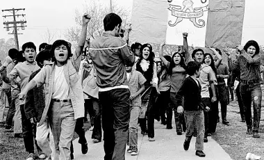 movie still from Razon de Ser: Luis C. Garza