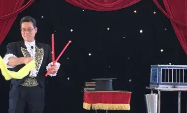 Magician Allen Oshiro 