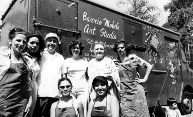 Barrio Mobile art studio and 8 artists