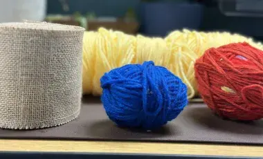 picture of burlap and yarn