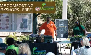 LA Sanitation employs providing a workshop for the community.