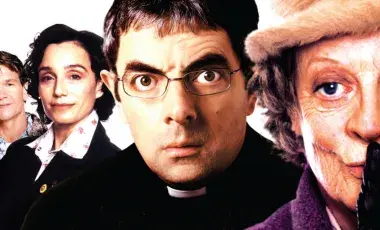 The protagonists of the movie are looking at the viewer from the poster