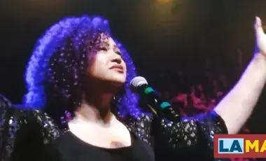 Dorothy Pincus singing