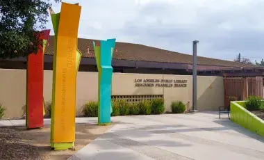 exterior of Benjamin Franklin Branch Library