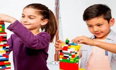 Children building with blocks