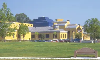 Exterior of the Mid-Valley Regional Branch Library