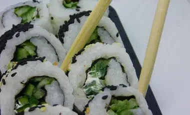 A color photo of a sushi roll, Image by Melinda Fiorino from Pixabay