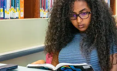 girl reading