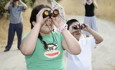 birdwatching kids
