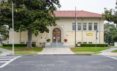 Exterior of Vermont Square Branch Library