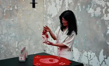 Ellen of Nossi demonstrates bojagi