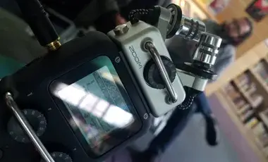  A recording device
