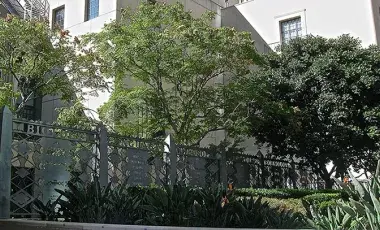 The Literate Fence