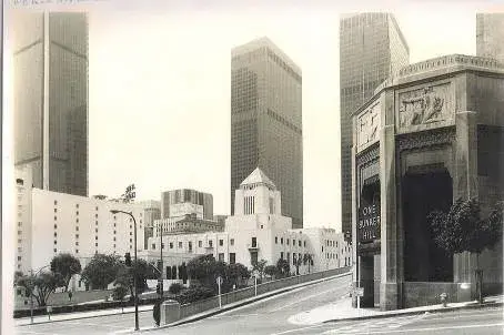 5th and Grand