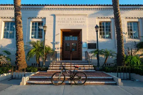 exterior of Angeles Mesa branch library
