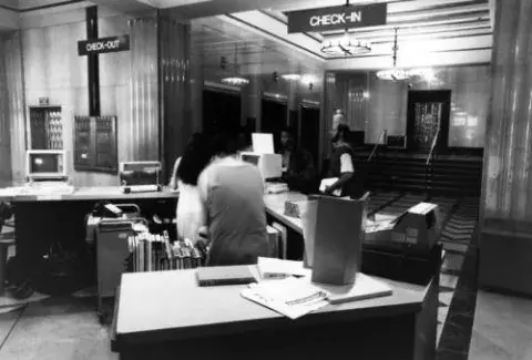 Lobby, Design Center of Los Angeles 