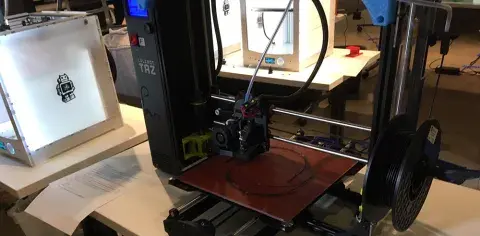 3d printer in action