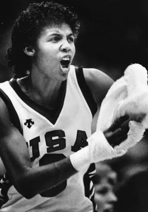 Cheryl Miller cheering