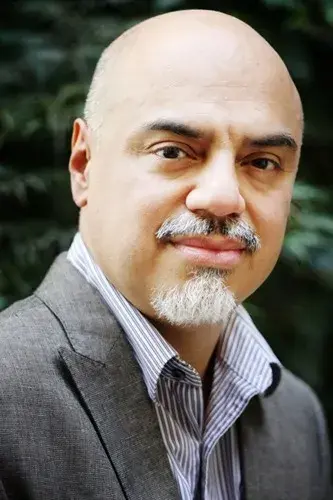 Héctor Tobar