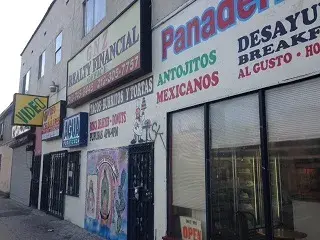 Storefronts at Adams & San Pedro