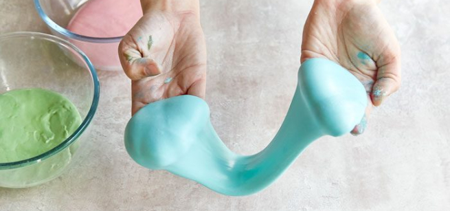 hands making slime
