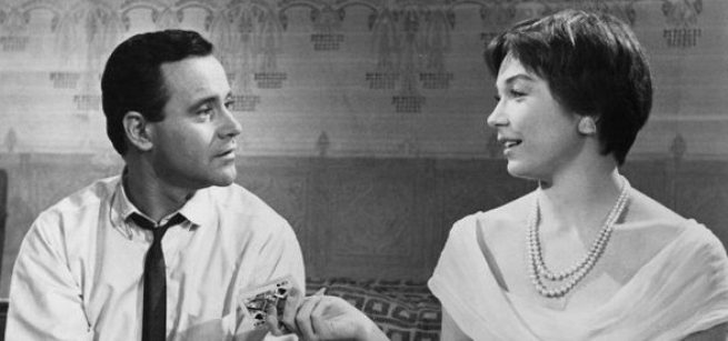 Jack Lemmon and Shirley Maclaine in The Apartment