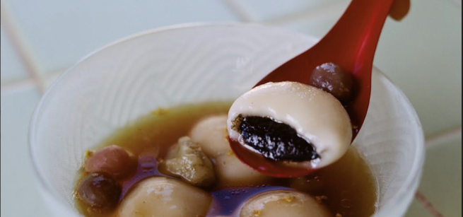 Chinese dessert dumplings in bowl