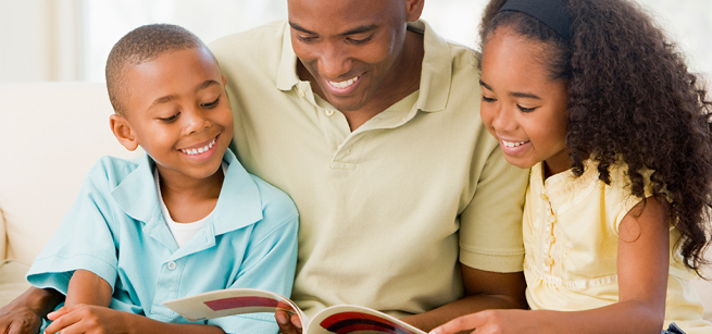 Family reading together 