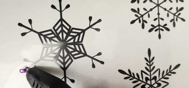 3d pen tracing snowflake