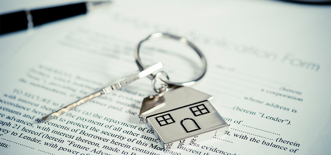 keychain with a silver house charm