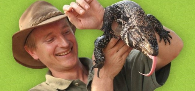 Thor holding a reptile