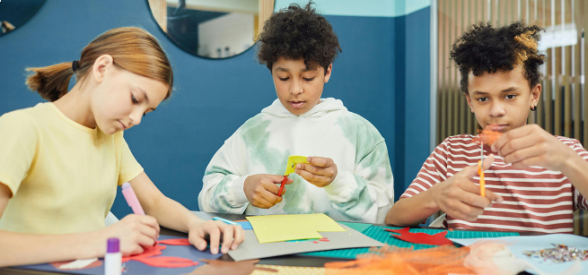 kids at crafting table