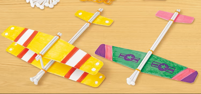 Model planes with various parts