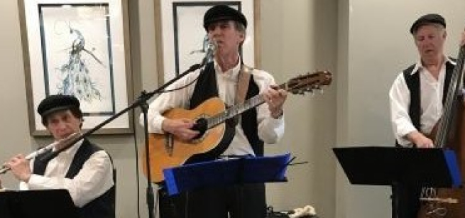 Klezmer Trio performing a concert