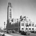 Bullock’s Wilshire specialty store