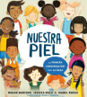Book cover of Nuestra piel : una primera conversación sobre la raza 