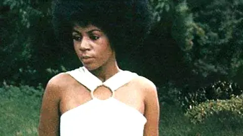 Minnie Riperton on her album, Come To My Garden