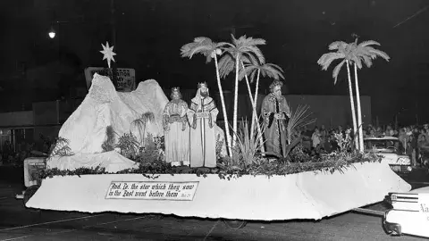 three wise men on a float